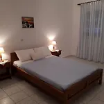 Paradisos Aparthotel