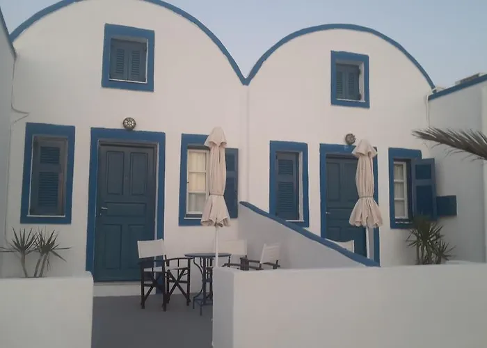Paradisos Oia (Santorini)